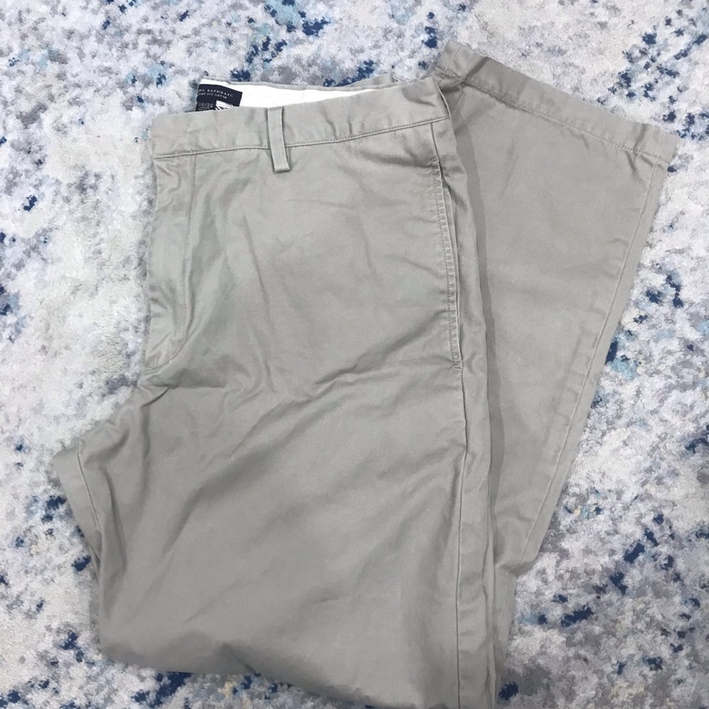 Banana Republic Mens Chinos Like New